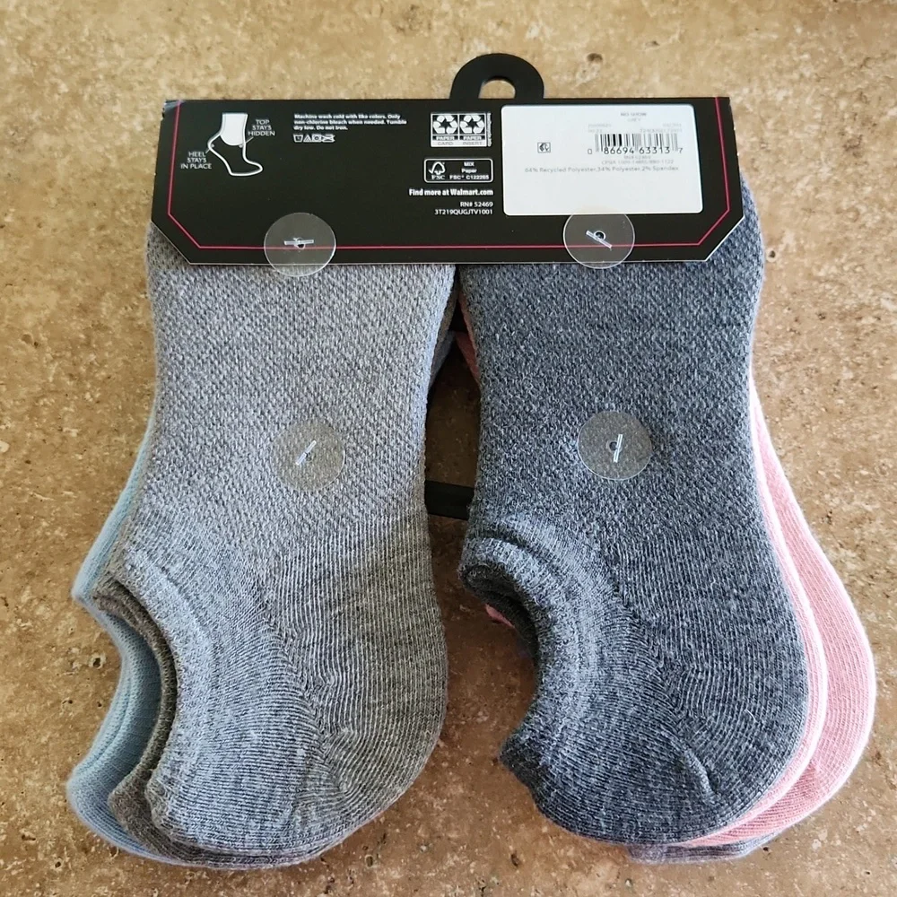 Socks - Picture 2 of 4